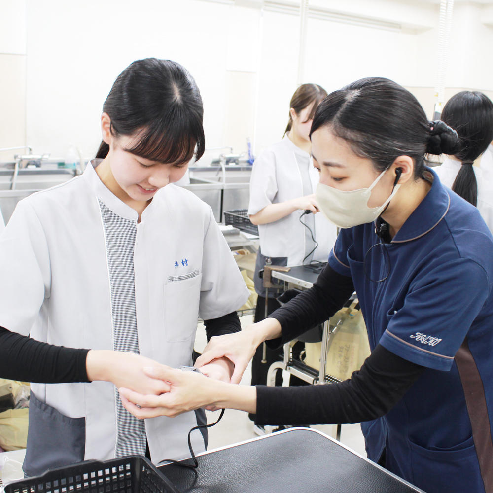 １年生トリミング実習準備！